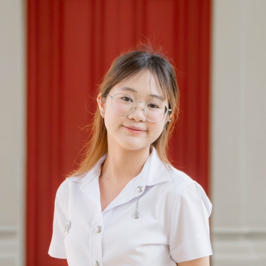 ภาพของนางสาวรณิดา สูงสุมาลย์
